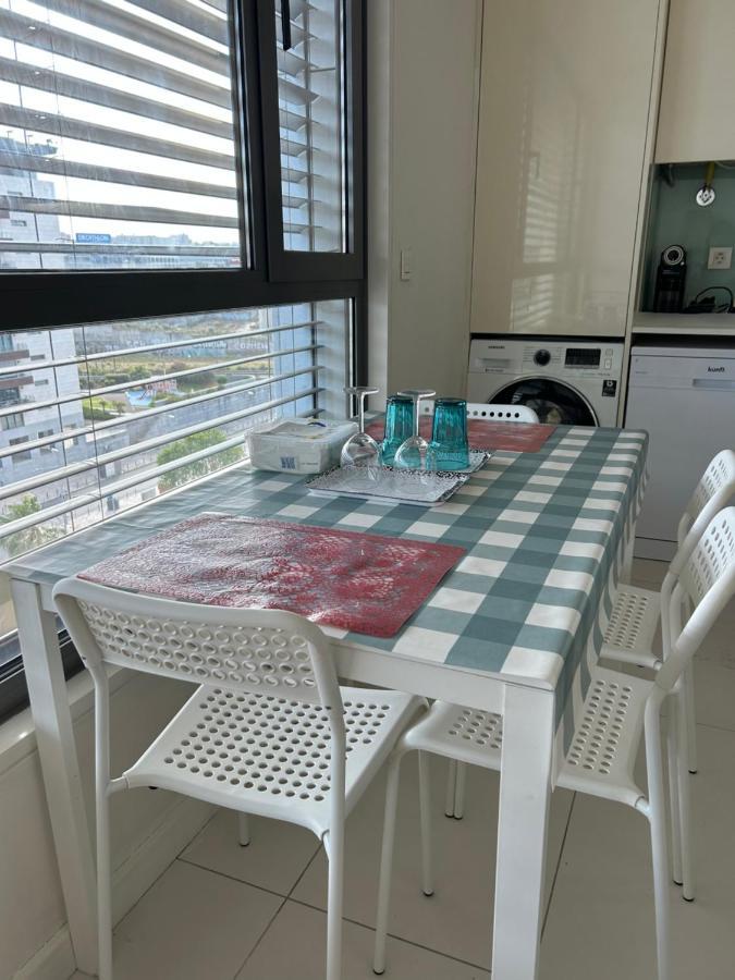 Yingying Apartamento With A Free Parking Space Lizbona Zewnętrze zdjęcie